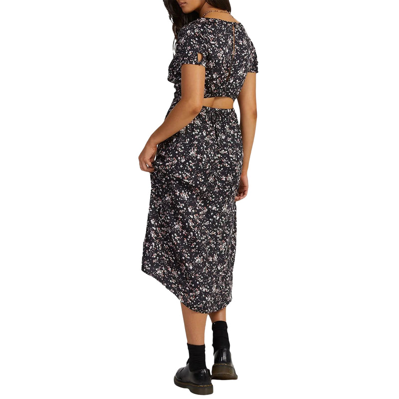 Load image into Gallery viewer, RVCA Women&#39;s Heaven Sent Midi Dress
