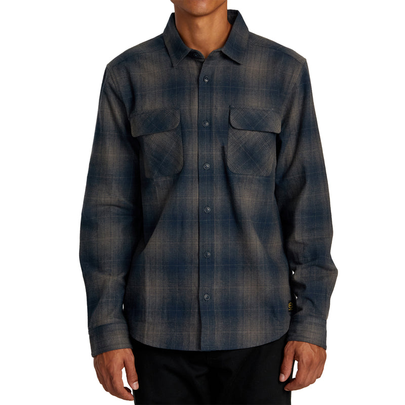 Load image into Gallery viewer, RVCA Dayshift Long Sleeve Button-Up Flannel Shirt
