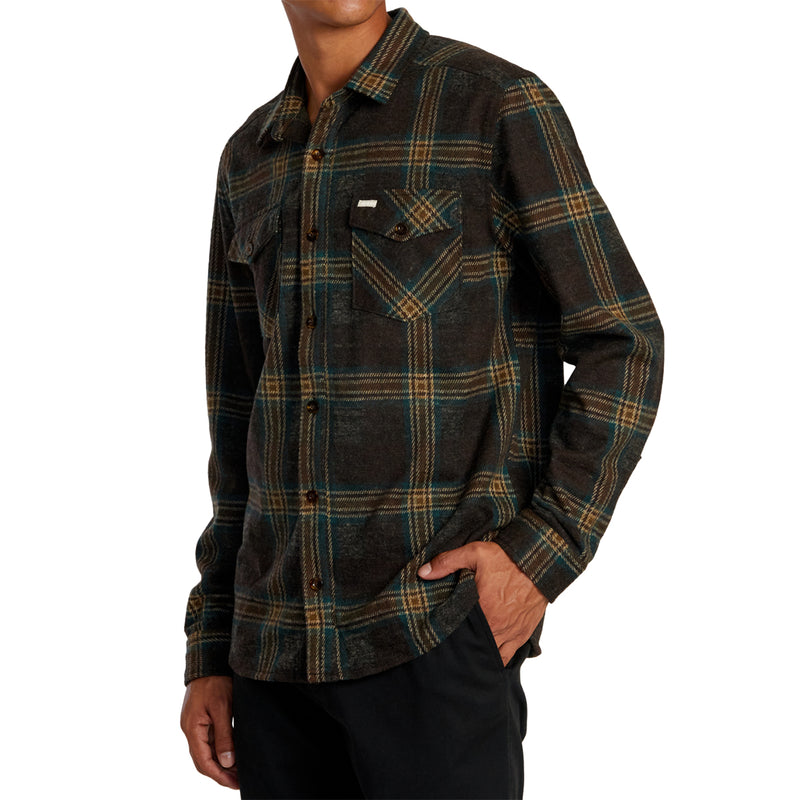 Load image into Gallery viewer, RVCA Vacancy Long Sleeve Button-Up Flannel Shirt
