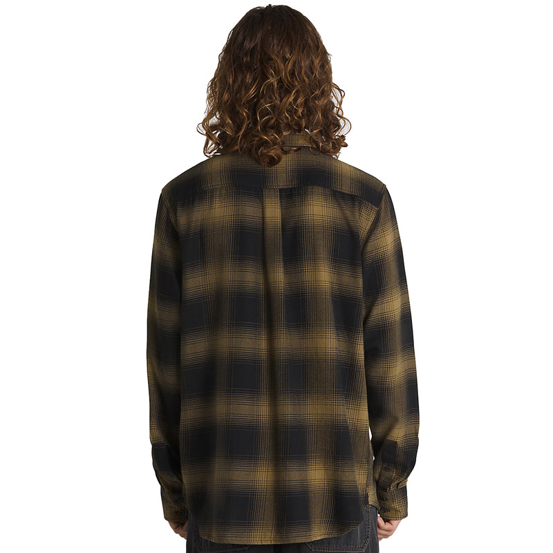 Load image into Gallery viewer, Vans Monterey III Long Sleeve Button-Up Flannel Shirt
