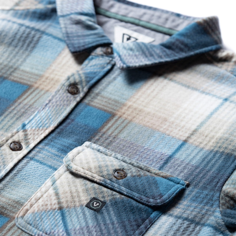 Load image into Gallery viewer, Vissla Eco-Zy Polar Long Sleeve Button-Up Flannel Shirt
