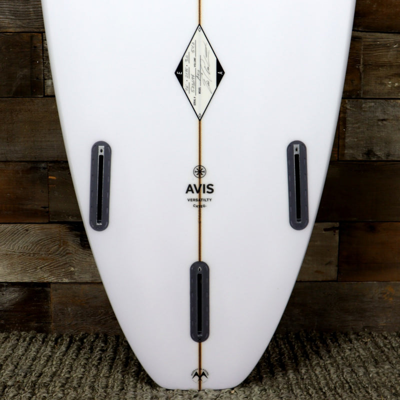 Load image into Gallery viewer, Arakawa Avis 7&#39;6 x 21 ¾ x 3 Surfboard
