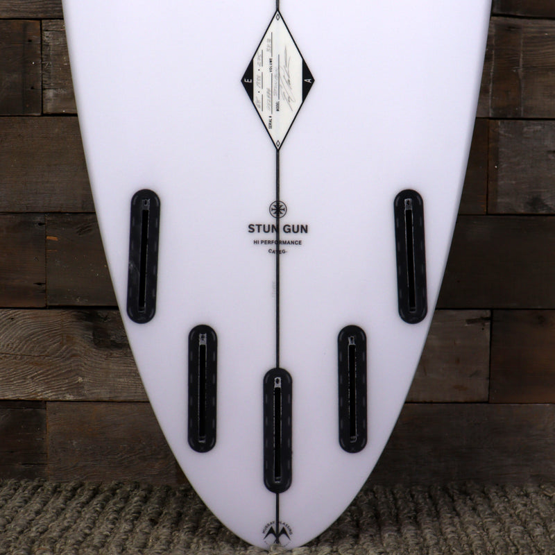 Load image into Gallery viewer, Arakawa Stun Gun 6&#39;8 x 19 ⅞ x 2 ¾ Surfboard
