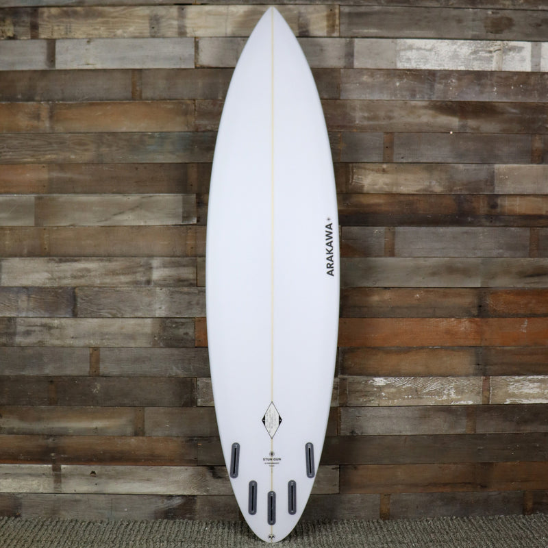 Load image into Gallery viewer, Arakawa Stun Gun 7&#39;2 x 20 ½ x 3 ⅛ Surfboard
