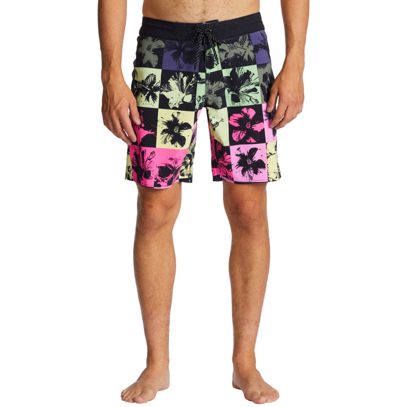 Load image into Gallery viewer, Billabong Sundays Pro Performance 19&quot; Boardshorts
