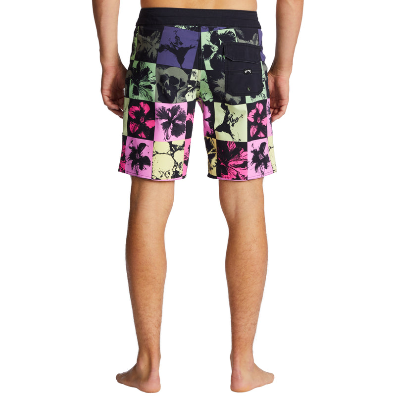 Load image into Gallery viewer, Billabong Sundays Pro Performance 19&quot; Boardshorts
