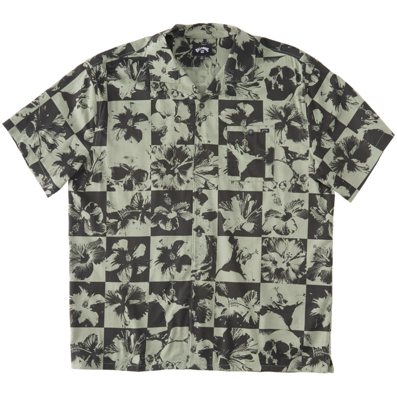 Load image into Gallery viewer, Billabong Sundays Vacay Short Sleeve Button Up Shirt
