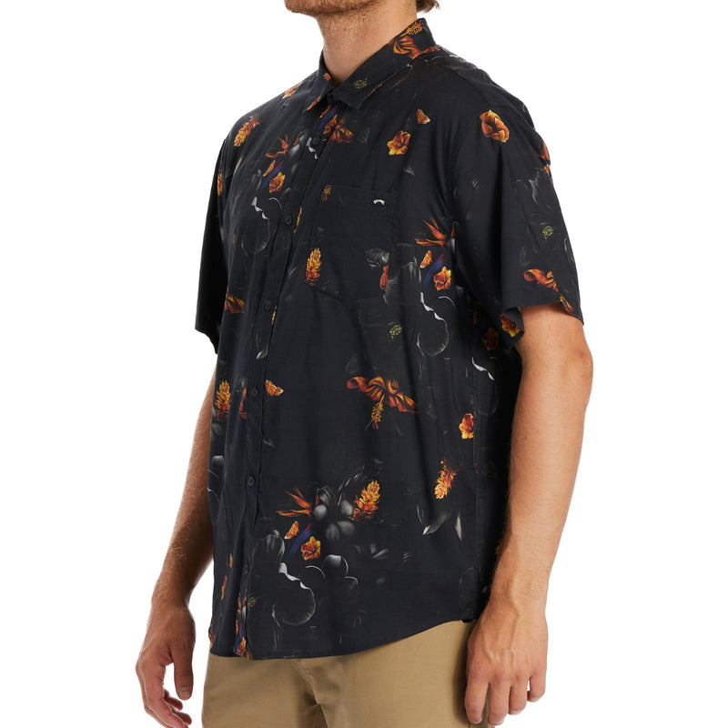 Load image into Gallery viewer, Billabong Kamea Sundays Short Sleeve Button Up Shirt
