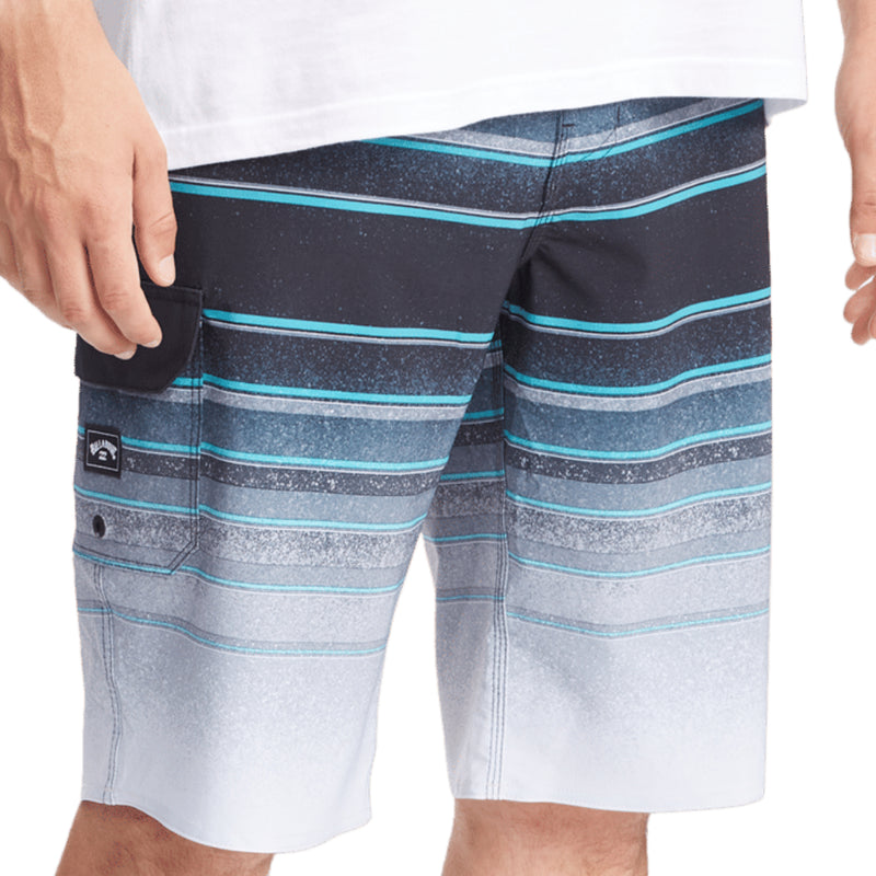 Load image into Gallery viewer, Billabong All Day Stripe Pro 21&quot; Boardshorts
