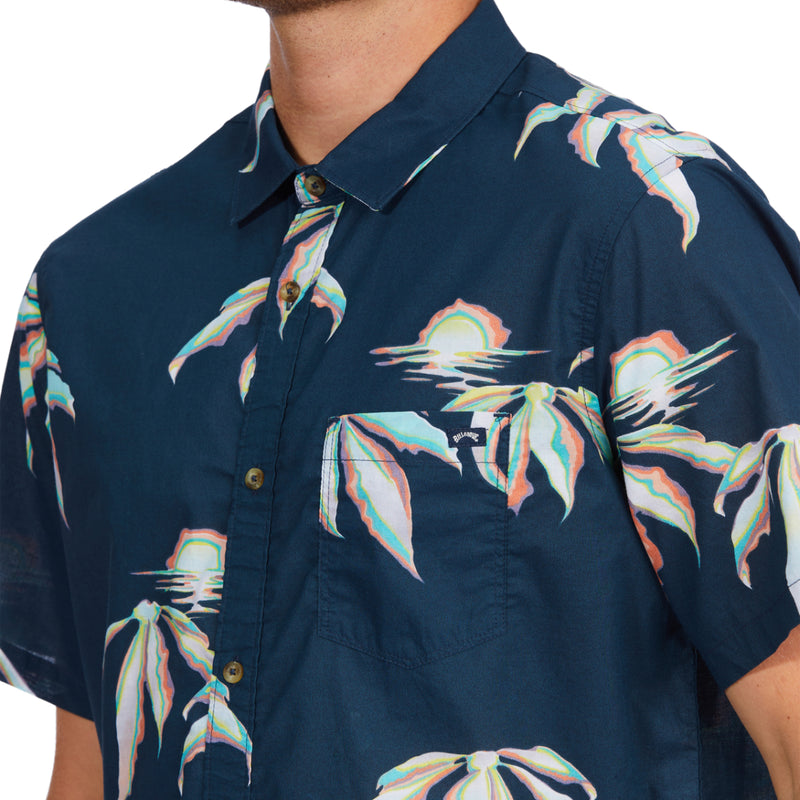 Load image into Gallery viewer, Billabong Sundays Floral Button Down Short Sleeve Shirt
