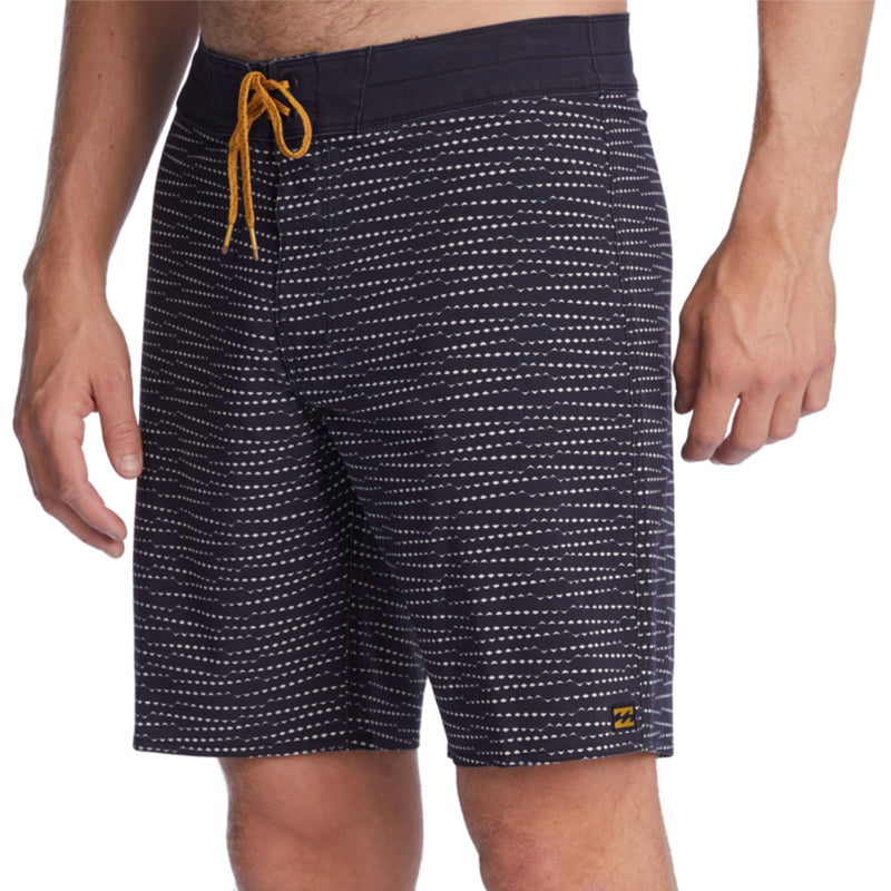 Load image into Gallery viewer, Billabong Sundays Pro 19&quot; Boardshorts
