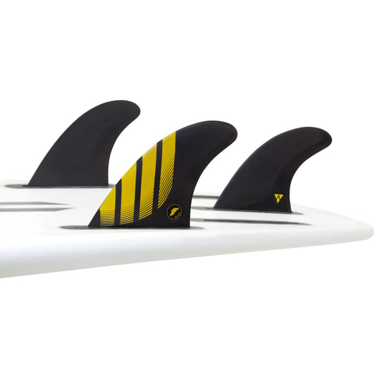 Futures Fins P4 Alpha Tri Fin Set - Small - Carbon/Yellow