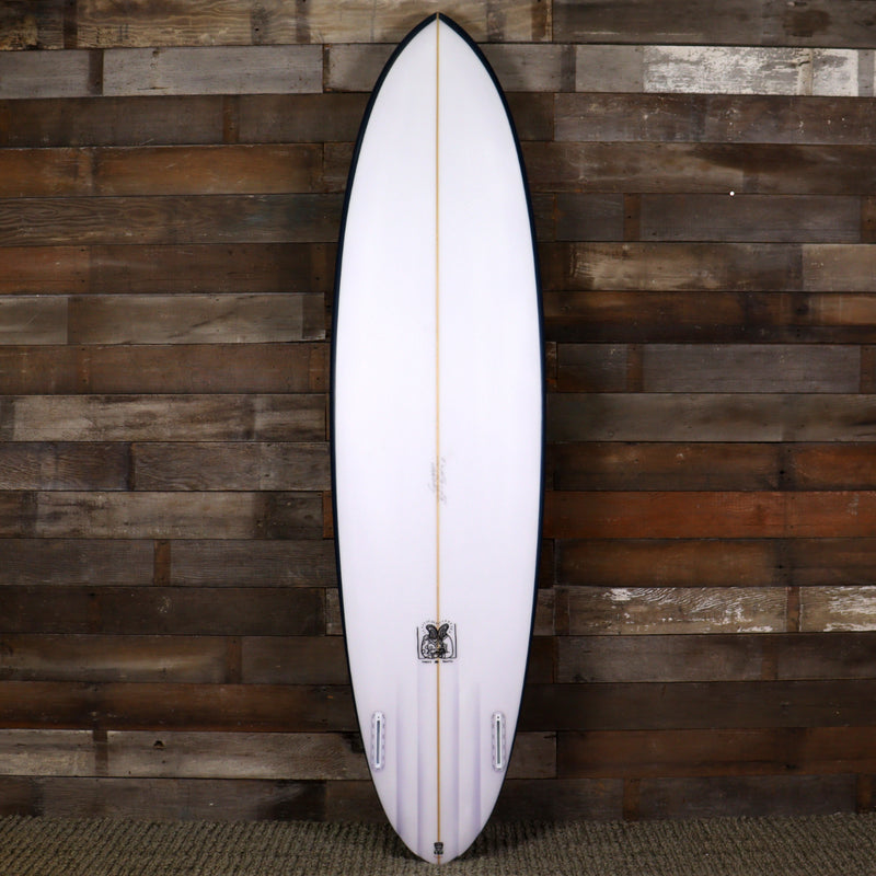 Load image into Gallery viewer, Murdey Happy Family 7&#39;0 x 20 ⅝ x 2 ⅝ Surfboard - White/Navy
