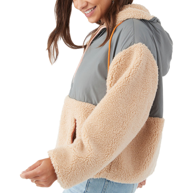 Load image into Gallery viewer, O&#39;Neill Women&#39;s Seren Supersherpa Hooded Half-Zip Pullover Jacket
