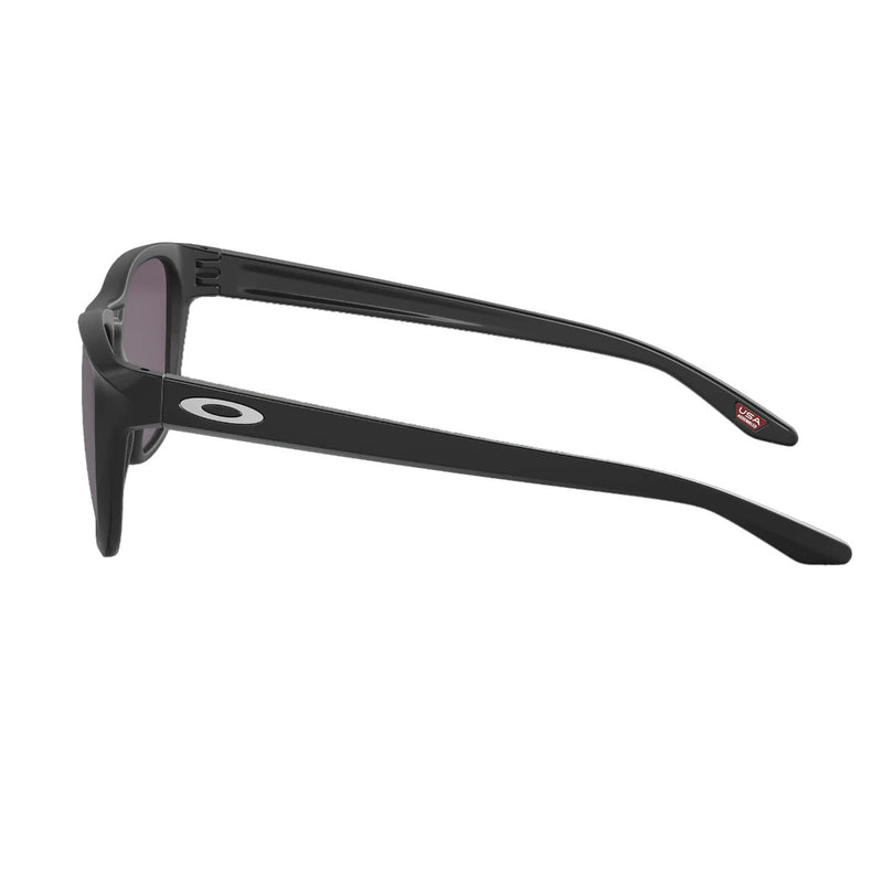 Load image into Gallery viewer, Oakley Manorburn Sunglasses - Matte Black/Prizm Grey
