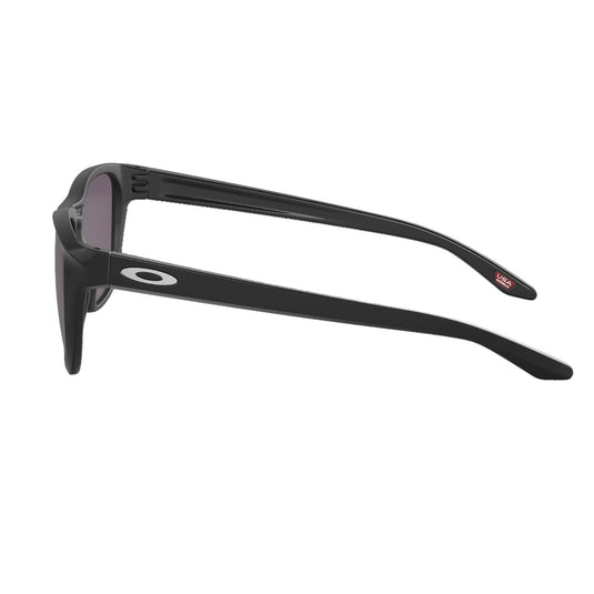 Oakley Manorburn Sunglasses - Matte Black/Prizm Grey