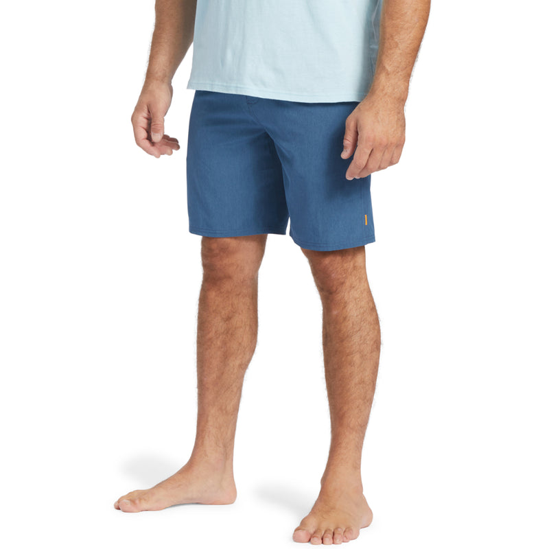 Load image into Gallery viewer, Quiksilver Waterman Suva Amphibian 20&#39;&#39; Boardshorts
