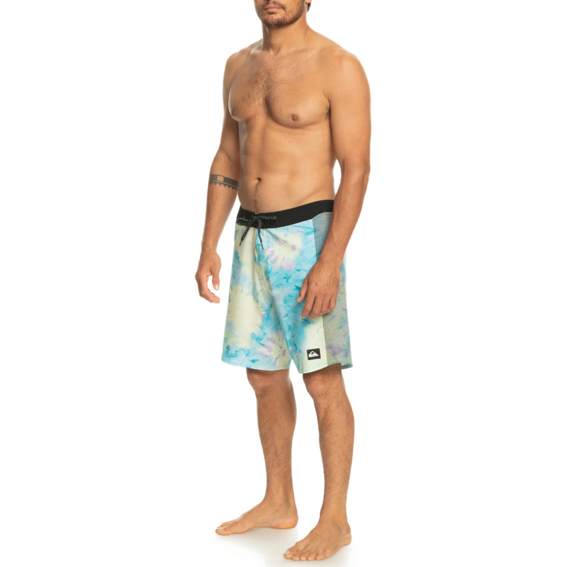 Load image into Gallery viewer, Quiksilver Highlite Arch 19&#39;&#39; Boardshorts
